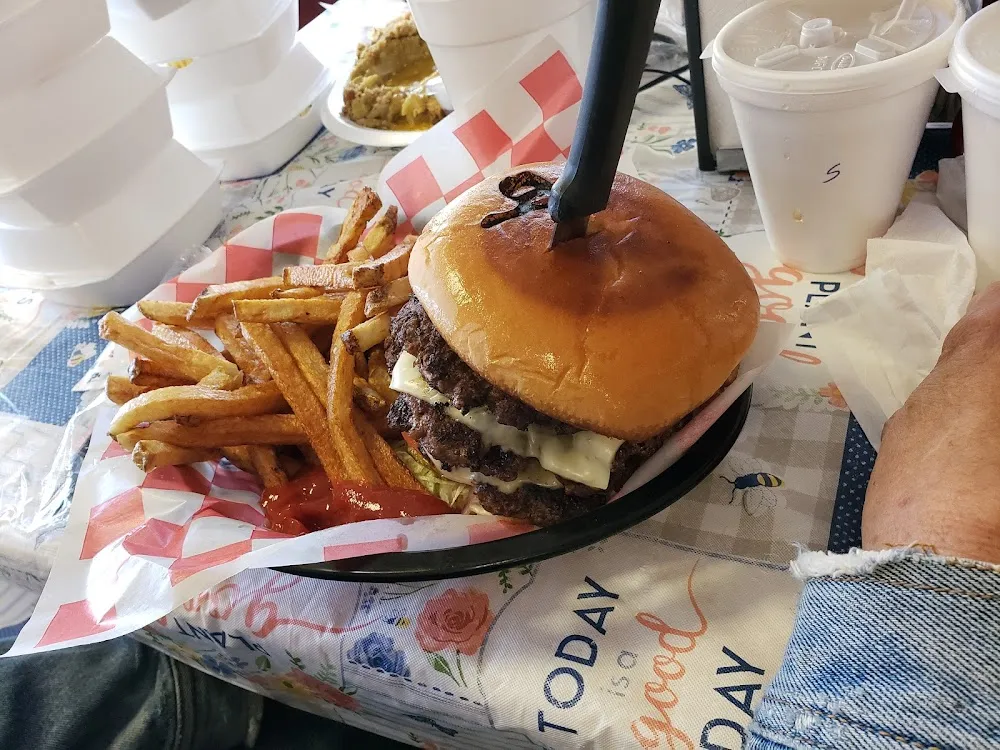 lb Burger